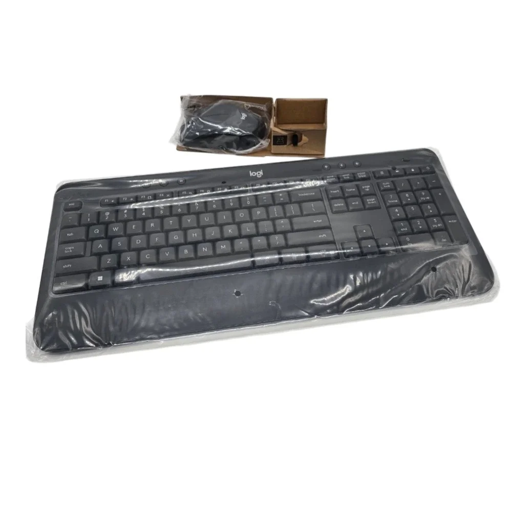 Logitech MK540 Wireless Keyboard Mouse Combo USB Receiver Full Size‎ PC